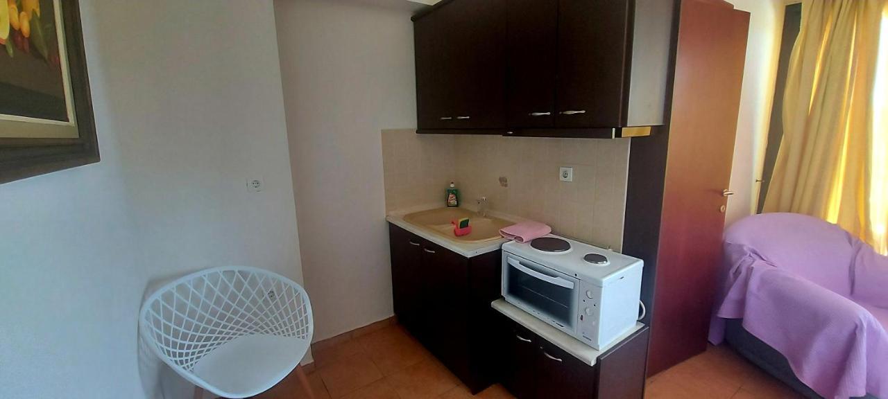 Golden View Apartments Myrina Limnos Quarto foto